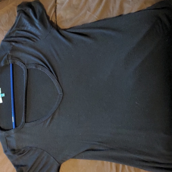 Black t shirt - Picture 1 of 3